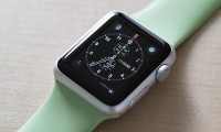 第二代Apple Watch变薄 屏幕玻璃技术亮了