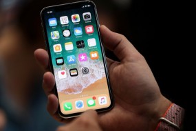 华尔街诸多分析师对iPhone X充满信心 看涨苹果股价