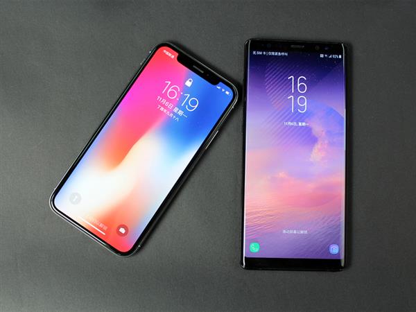 iPhone X又被致敬了：2018一大批安卓机配备刘海屏