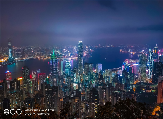 vivo X27 Pro超级夜景模式下的香港夜景