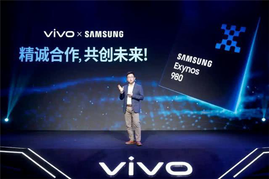 vivo再发5G新机，强大远摄功能带来专业影像旗舰